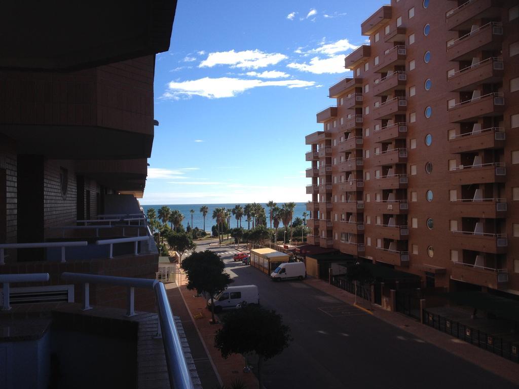 Apartamentos Laterales Con Vistas Al Mar - Primera Linea - Urb. Marina D'Or オロペサ・デル・マール エクステリア 写真